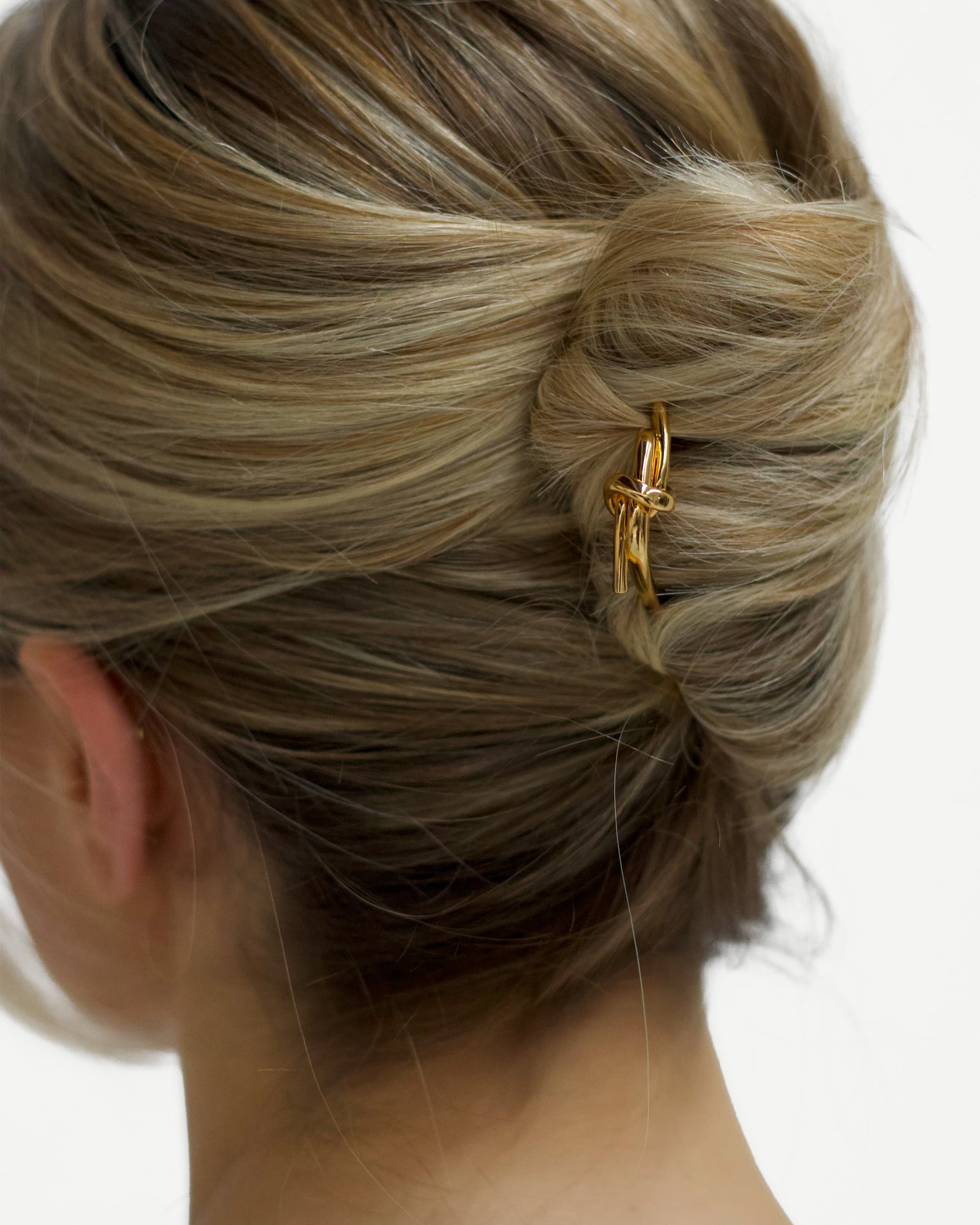 The Knot French Pin